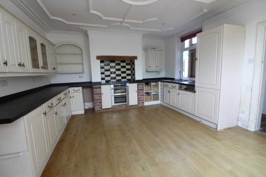 Additional image 4 of 20 Jubilee Street, Briercliffe, Burnley, Lancashire BB10 2JD