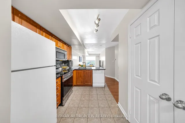 Additional image 10 of 37 Four Winds Dr Unit 19