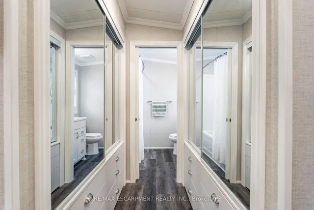 Additional image 32 of 4449 MILBUROUGH Line Unit 8 Poplar