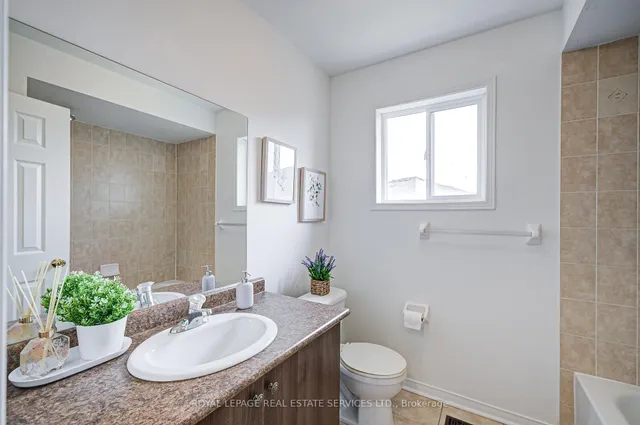 Additional image 26 of 21 Duxford St