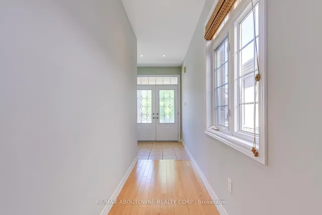 Additional image 5 of 1254 Craigleith Rd