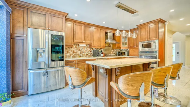 Additional image 19 of 4643 Full Moon Circ