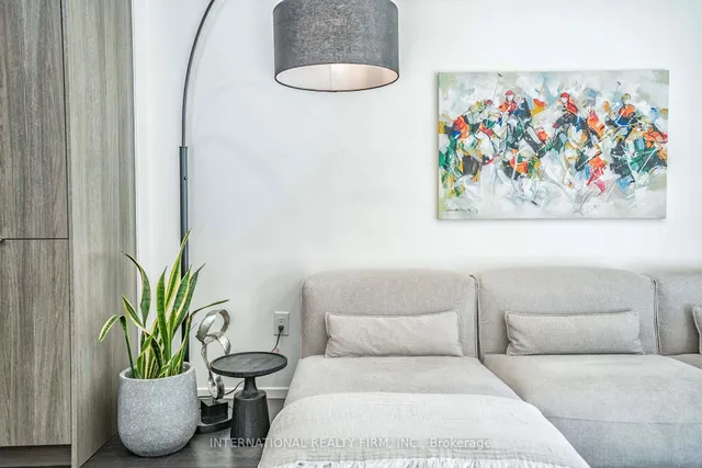 Additional image 10 of 159 Dundas St Unit 403