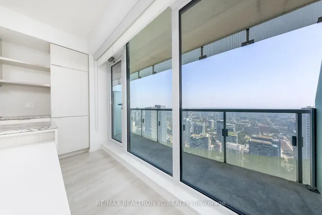 Additional image 17 of 197 Yonge St Unit 5104