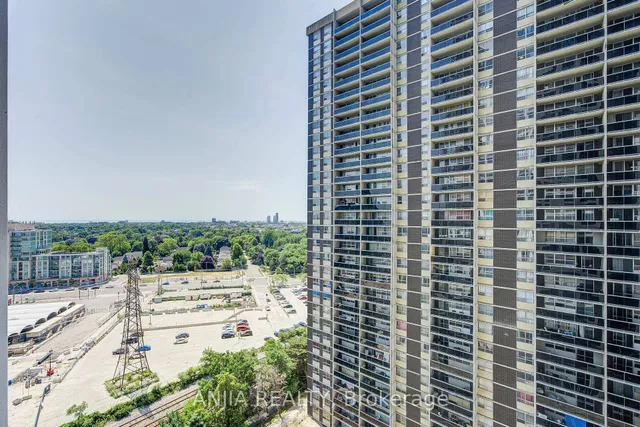 Additional image 28 of 9 Mabelle Ave Unit 1526