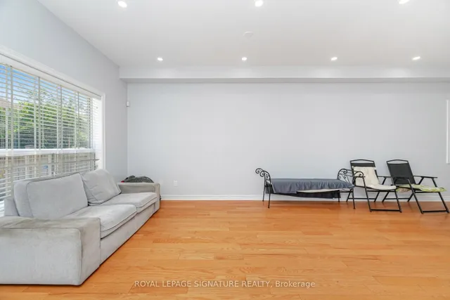 Additional image 11 of 443 Comiskey Cres