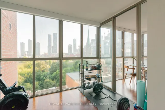Additional image 14 of 95 LOMBARD St Unit 904