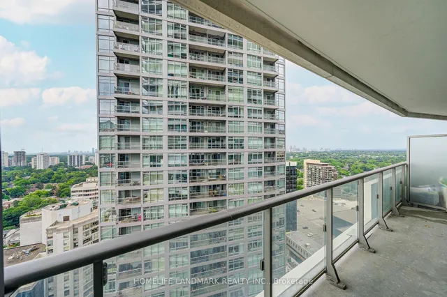 Additional image 32 of 2221 Yonge St Unit 2304