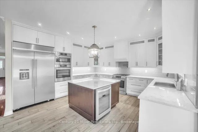 Additional image 17 of 4298 Clubview Dr