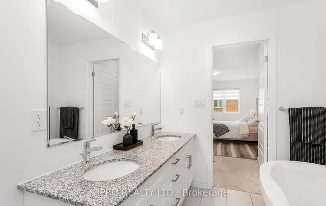 Additional image 36 of 1562 Denison Pl