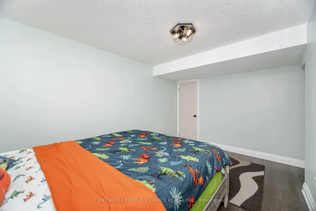 Additional image 36 of 55 Vineberg Dr