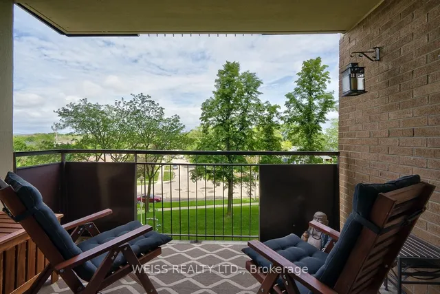 Additional image 20 of 500 Green Rd Unit 402