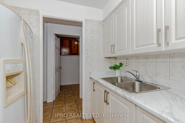 Additional image 21 of 3555 Derry Rd Unit 103