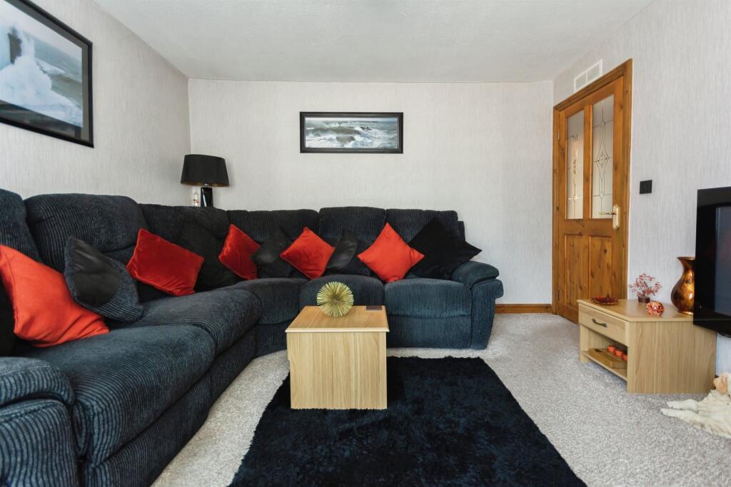 Additional image 5 of Low Thatch, BIRMINGHAM