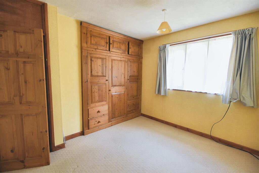 Additional image 5 of Yarlington