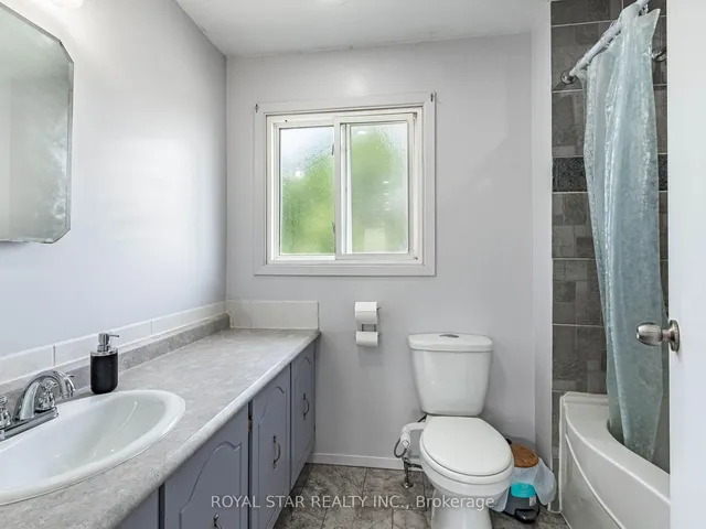 Additional image 31 of 19 Markham St