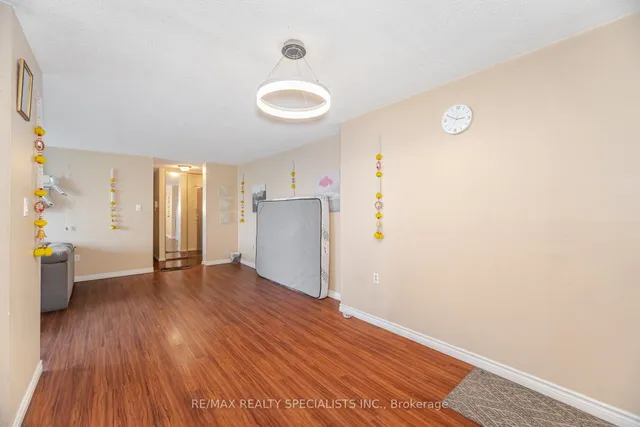 Additional image 10 of 21 KNIGHTSBRIDGE Rd Unit 1507