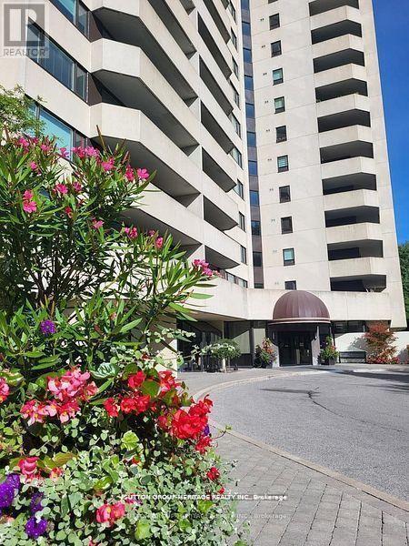 Property image for 201 - 75 WYNFORD HEIGHTS CRESCENT|Toronto (Banbury-Don Mills), Ontario M3C3H9