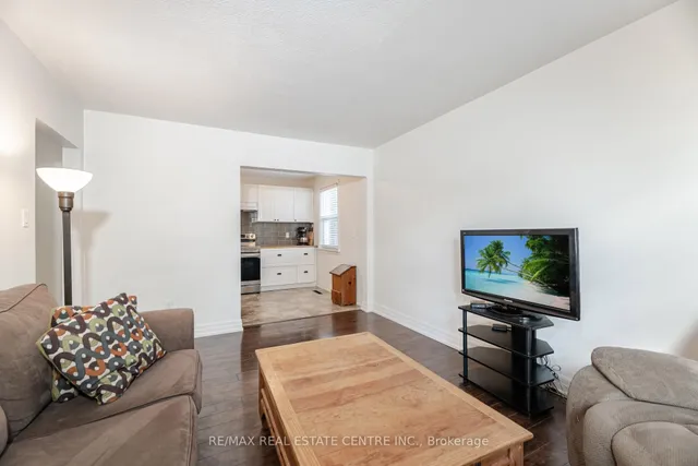 Additional image 10 of 13 Glendale Ave