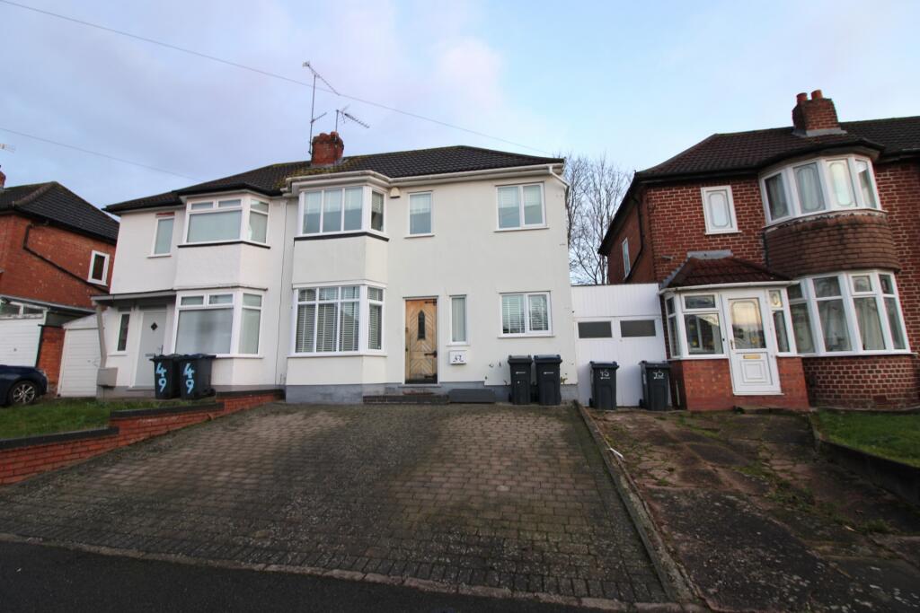 West Park Avenue, Northfield, B31