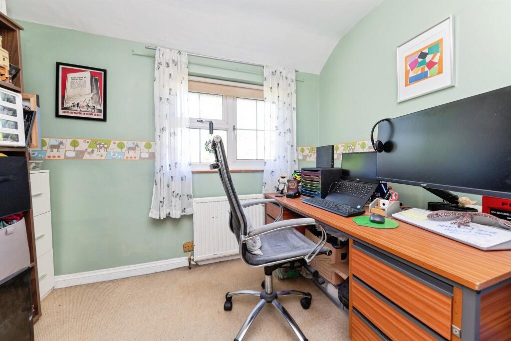 Additional image 9 of Hollybush Lane, Welwyn Garden City