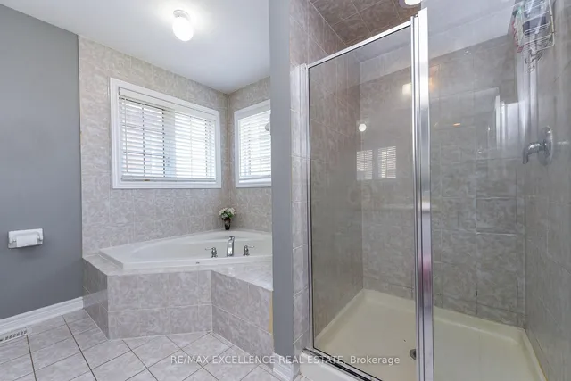 Additional image 20 of 1 Fairwood Circ