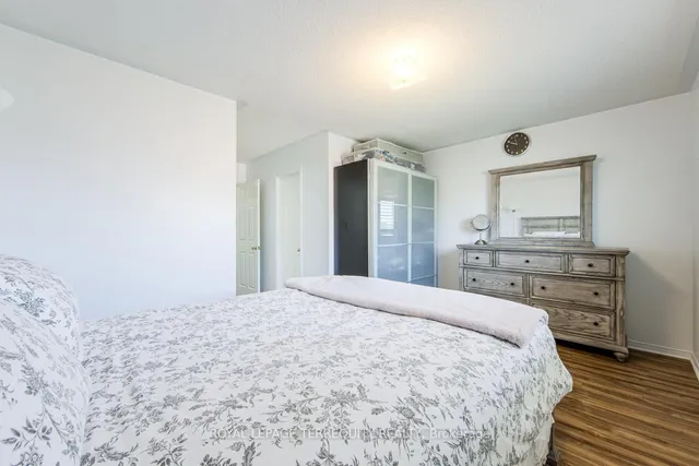 Additional image 31 of 18 Springside Way