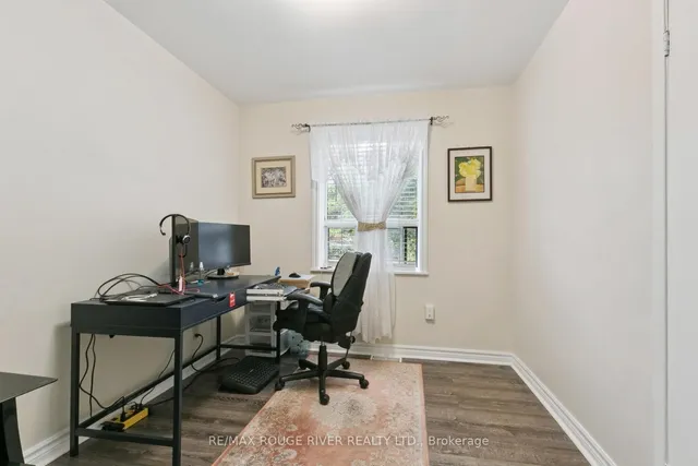 Additional image 33 of 164 Tower Dr