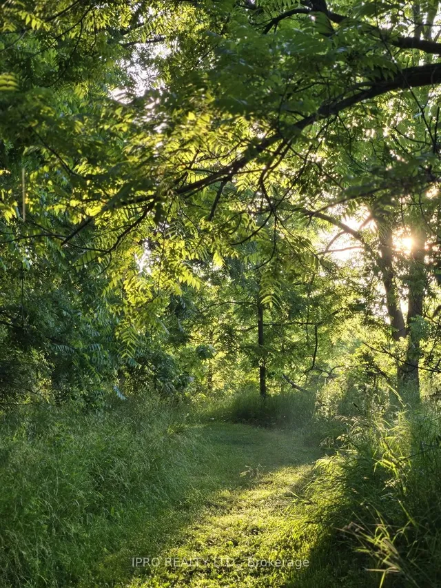 Additional image 46 of 20 Lennox Crt