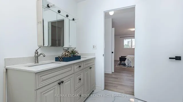 Additional image 27 of 3 Mornington Dr