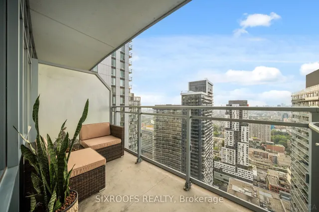 Additional image 19 of 21 Widmer St Unit 3903