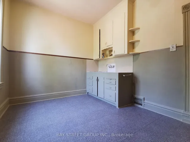 Additional image 26 of 35 Borden St