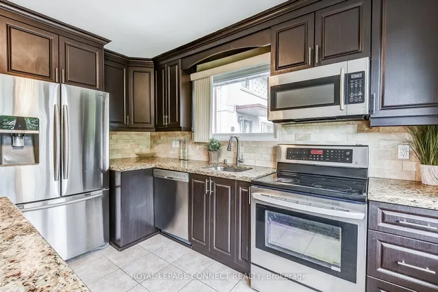 Additional image 11 of 53 Glory Cres