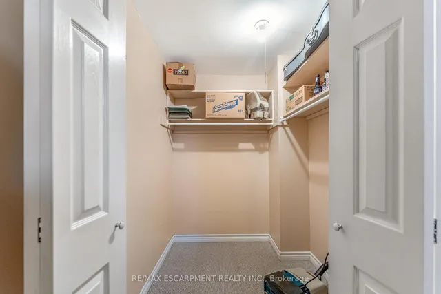 Additional image 18 of 25 Kitty Murray Lane Unit 17