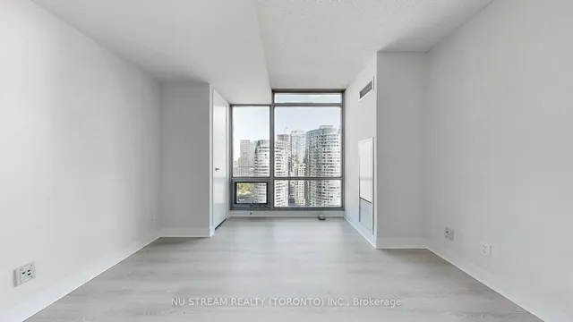 Additional image 10 of 81 Navy Wharf Crt Unit 2812