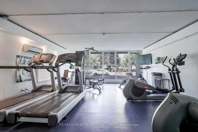 Additional image 33 of 2 Glamorgan Ave Unit 602