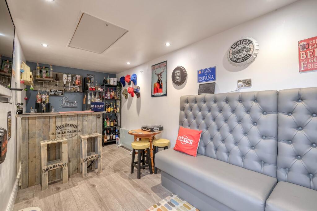 Additional image 20 of Parklands Close, Redditch, B97