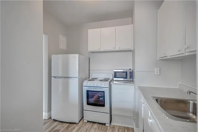 Additional image 7 of 57 Mericourt Rd Unit 310