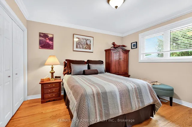 Additional image 20 of 593 Braemore Rd