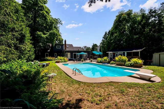 Additional image 37 of 657 Greenwood Dr