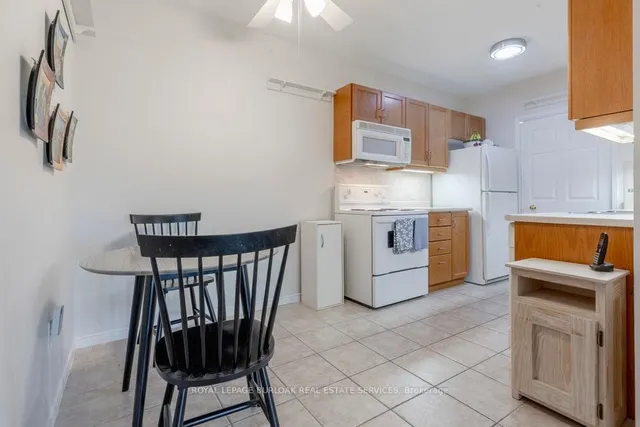 Additional image 22 of 2075 Amherst Heights Dr Unit 212