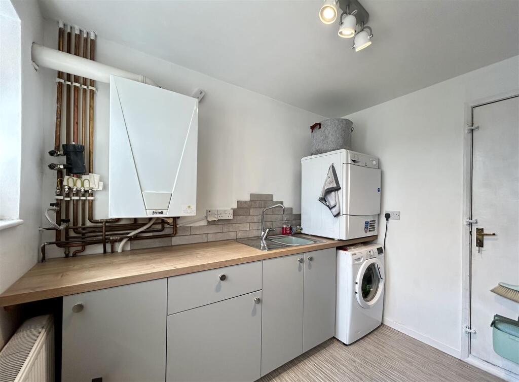 Additional image 11 of Willetts Drive, Halesowen