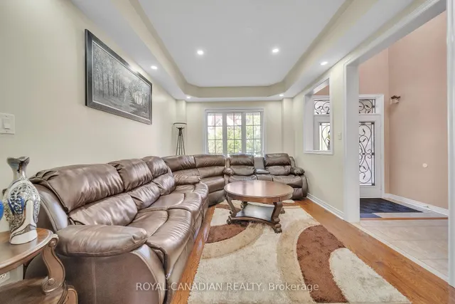 Additional image 10 of 16 Redearth Gate