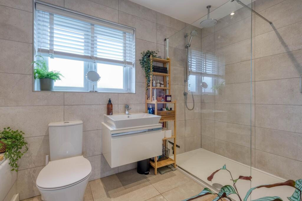 Additional image 15 of Oakengates Close, Webheath, B97