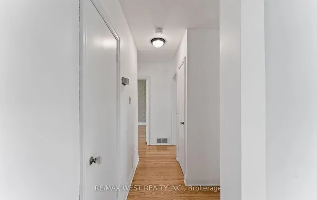 Additional image 22 of 23 Waltham Dr