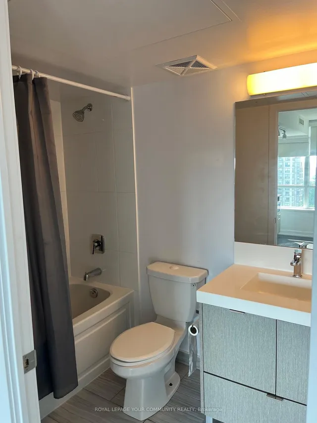 Additional image 5 of 365 Church St Unit 1507