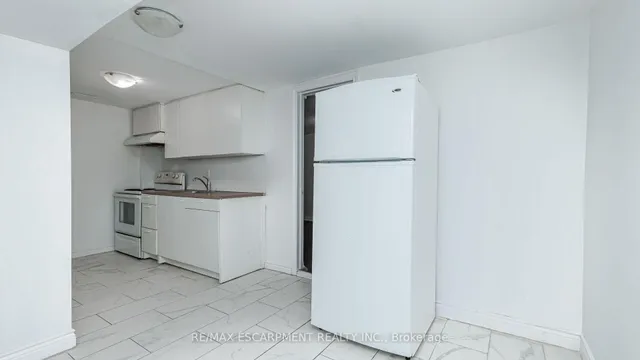 Additional image 42 of 3 Mornington Dr