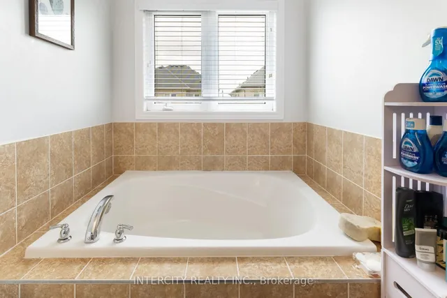 Additional image 29 of 20 Vanderpool Cres