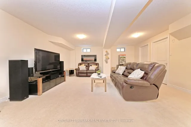 Additional image 36 of 72 Winslow Way