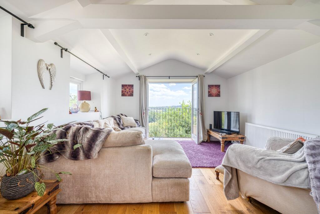 Additional image 11 of Quiet country setting